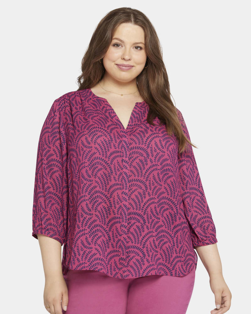 Front of a model wearing a size 0X Pintuck Blouse in Union Valley by NYDJ. | dia_product_style_image_id:239505